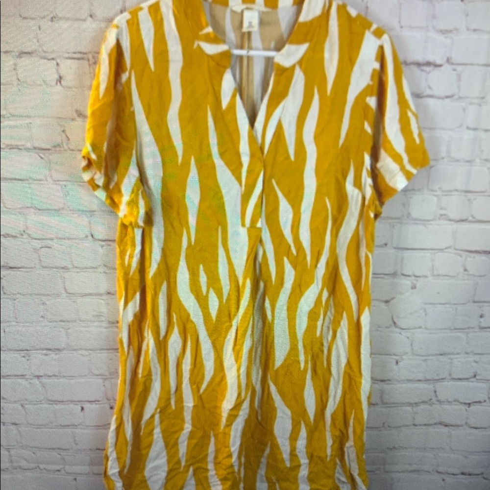 Yellow and White Women's Top